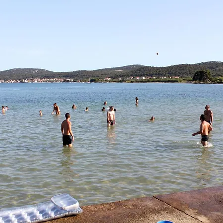 Pasman 14788b Mali Pašman