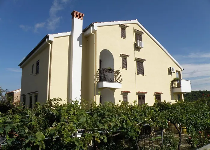 شقة Pasman 14788b *