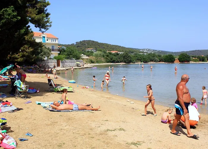 شقة Pasman 14788b